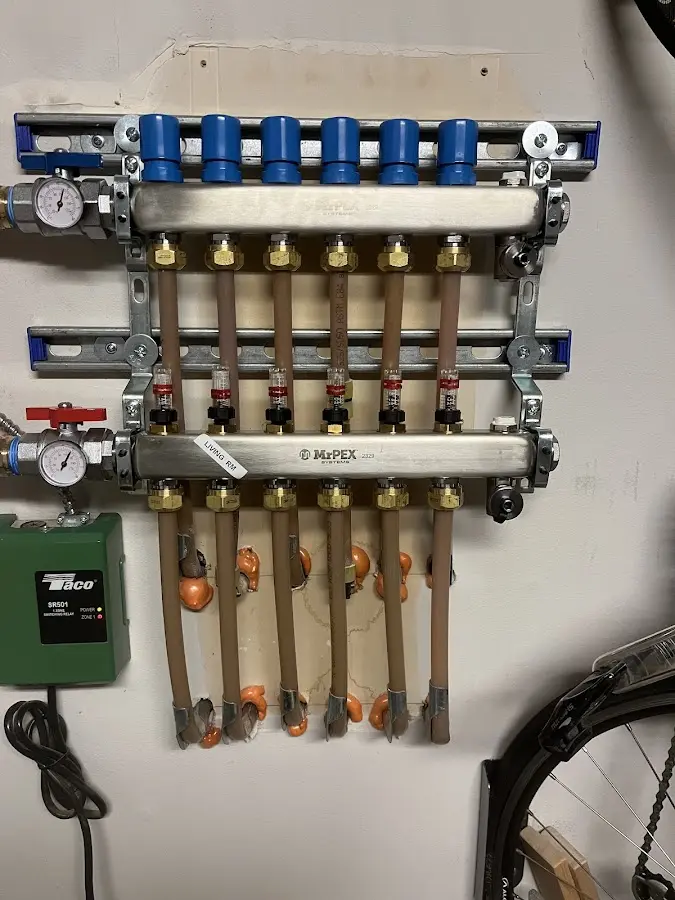 Plumber performing Leak Detection at a residential property in West Rancho Dominguez